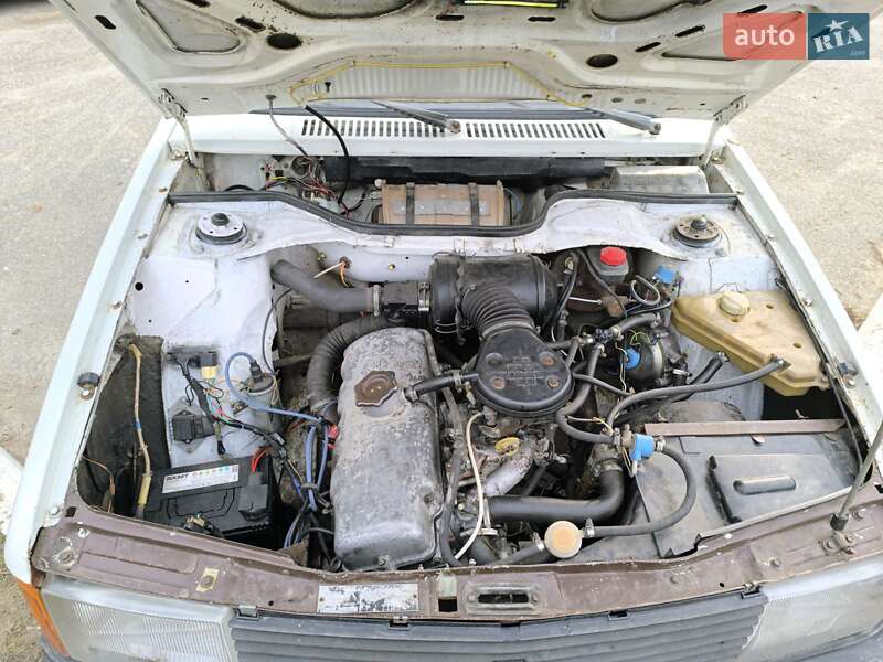 Хэтчбек Москвич/АЗЛК 2141 1988 в Харькове