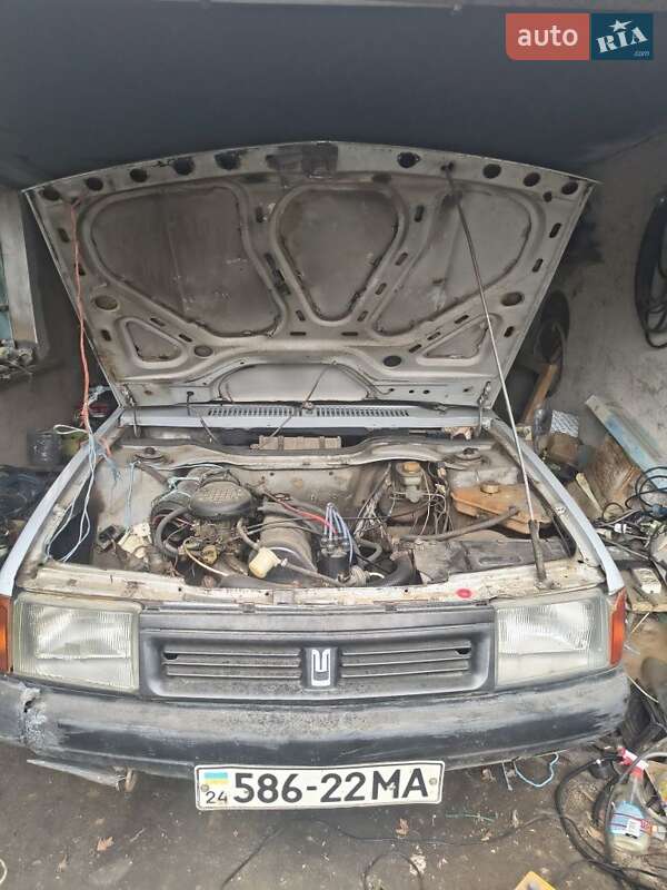 Хетчбек Москвич/АЗЛК 2141 1991 в Звенигородці фото Хетчбек Москвич/АЗЛК 2141 1991 в Звенигородці