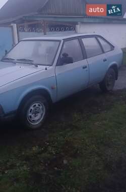 Хэтчбек Москвич/АЗЛК 2141 1991 в Великой Багачке