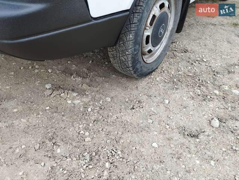 Хэтчбек Москвич/АЗЛК 2141 1992 в Кременце