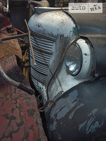 Седан Москвич/АЗЛК 401 1955 в 