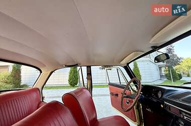 Седан Москвич/АЗЛК 408 1975 в 