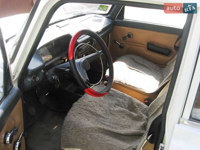 Седан Москвич/АЗЛК 412 1989 в Черкасах фото 8 Седан Москвич/АЗЛК 412 1989 в Черкасах
