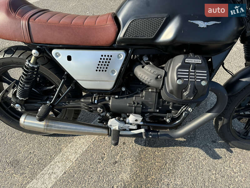 Кафе рейсер Moto Guzzi V7 Stone 2017 в Киеве