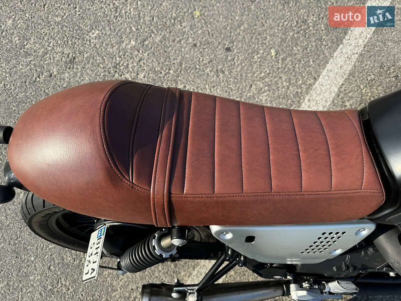 Кафе рейсер Moto Guzzi V7 Stone 2017 в Киеве