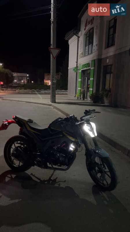 Мотоцикл Спорт-туризм Musstang MT 200 Region 2025 в Хоросткове