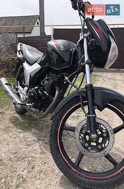 Мотоцикл Спорт-туризм Musstang MT150 2014 в 