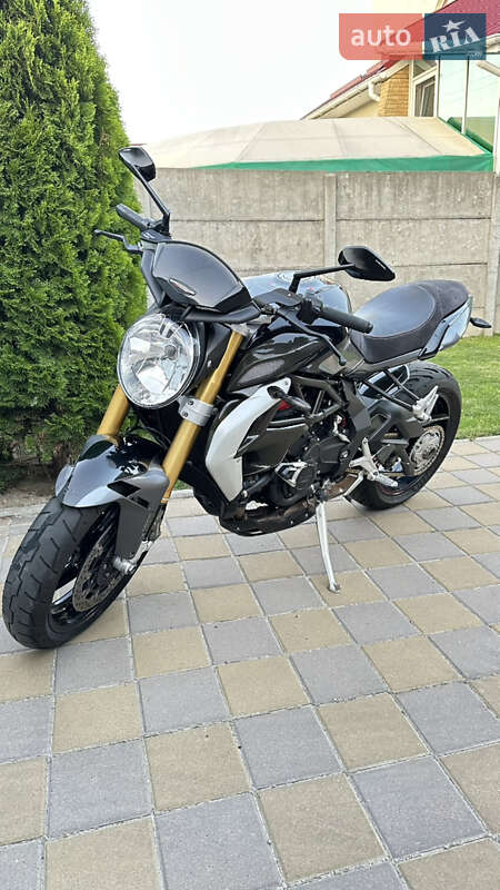 Мотоцикл Без обтекателей (Naked bike) Mv agusta Brutale 2015 в Киеве