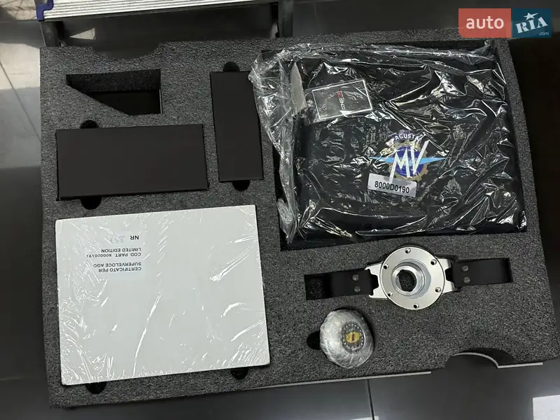 Спортбайк Mv agusta Superveloce 2021 в Киеве документ