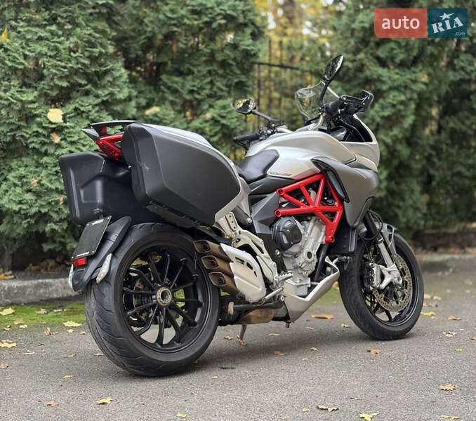 Мотоцикл Туризм Mv agusta Turismo Veloce 2015 в Киеве фото 5 Мотоцикл Туризм Mv agusta Turismo Veloce 2015 в Киеве