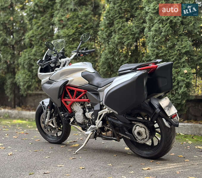 Мотоцикл Туризм Mv agusta Turismo Veloce 2015 в Киеве фото 10 Мотоцикл Туризм Mv agusta Turismo Veloce 2015 в Киеве