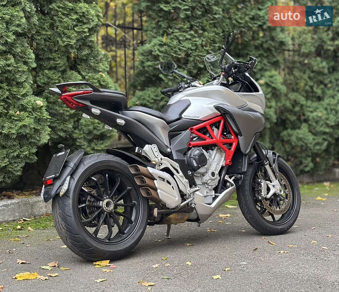 Мотоцикл Туризм Mv agusta Turismo Veloce 2015 в Киеве фото 8 Мотоцикл Туризм Mv agusta Turismo Veloce 2015 в Киеве