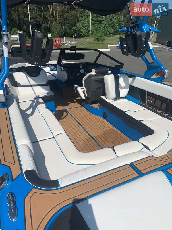 Катер Nautique Super Air Nautique 2020 в Киеве