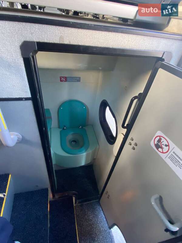Туристичний / Міжміський автобус Neoplan N 1116 2007 в Чернівцях фото 15 Туристичний / Міжміський автобус Neoplan N 1116 2007 в Чернівцях