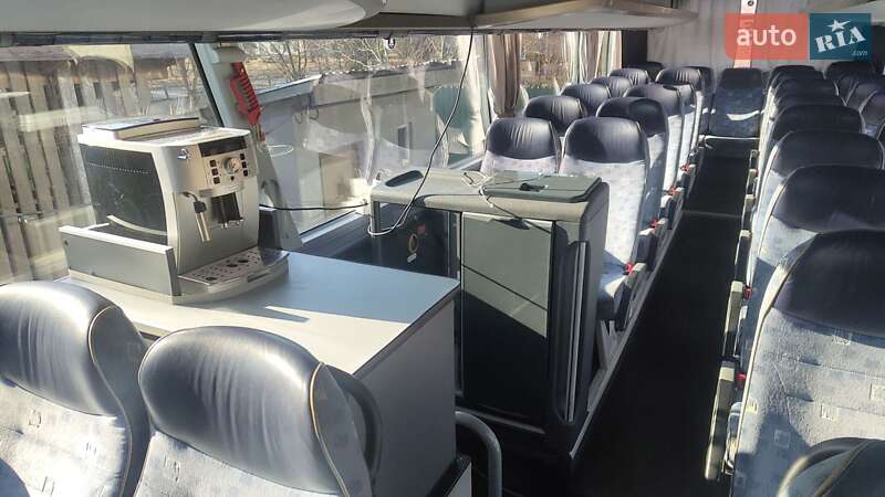 Туристический / Междугородний автобус Neoplan N 1216 2010 в Иршаве