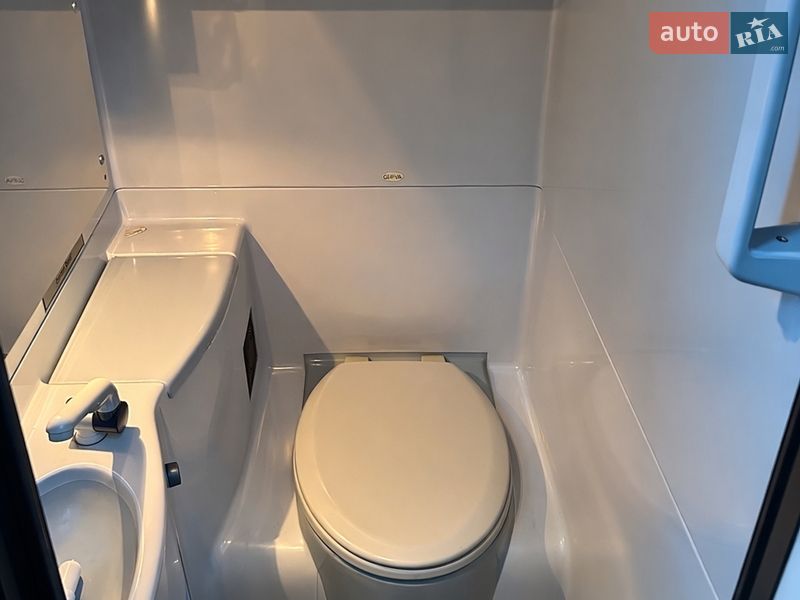 Туристичний / Міжміський автобус Neoplan N 1218 2013 в Ізмаїлі