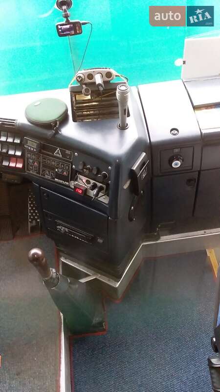 Туристический / Междугородний автобус Neoplan N 316 1998 в Никополе фото 4 Туристический / Междугородний автобус Neoplan N 316 1998 в Никополе