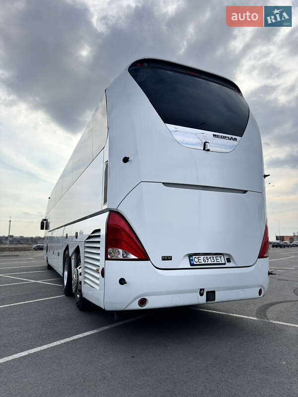 Туристичний / Міжміський автобус Neoplan N 5217 2011 в Чернівцях