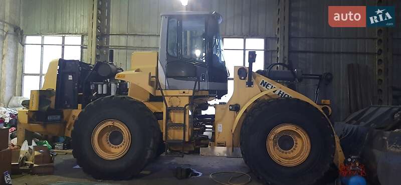 Фронтальный погрузчик New Holland 270 2006 в Славутиче фото 2 Фронтальный погрузчик New Holland 270 2006 в Славутиче