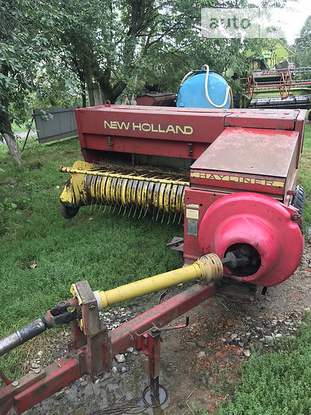 New Holland 376