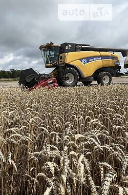 Комбайн зерноуборочный New Holland CX 8080 2009 в Кременчуге