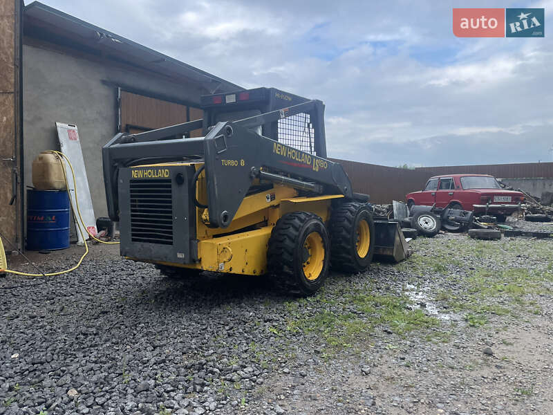 Минипогрузчик New Holland LB115 4PS 2000 в Виннице фото 5 Минипогрузчик New Holland LB115 4PS 2000 в Виннице