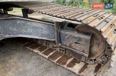 Гусеничный экскаватор New Holland LB 2008 в 