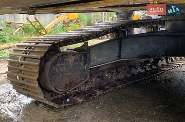 Гусеничный экскаватор New Holland LB 2008 в 
