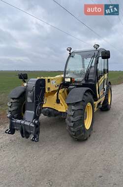 New Holland LB LM 732 2012