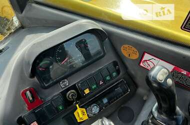 Телескопічні навантажувачі New Holland LM 735 2009 в 