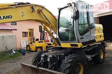 Экскаватор New Holland MH 2005 в Черновцах