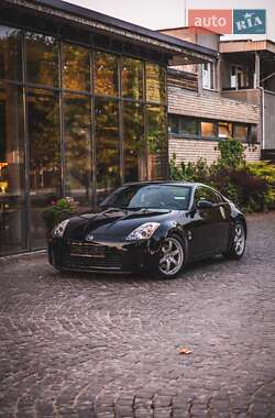 Купе Nissan 350Z 2003 в Ужгороді