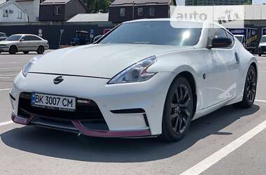 Купе Nissan 370Z 2017 в Киеве