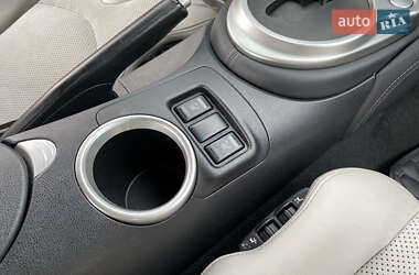 Купе Nissan 370Z 2015 в 