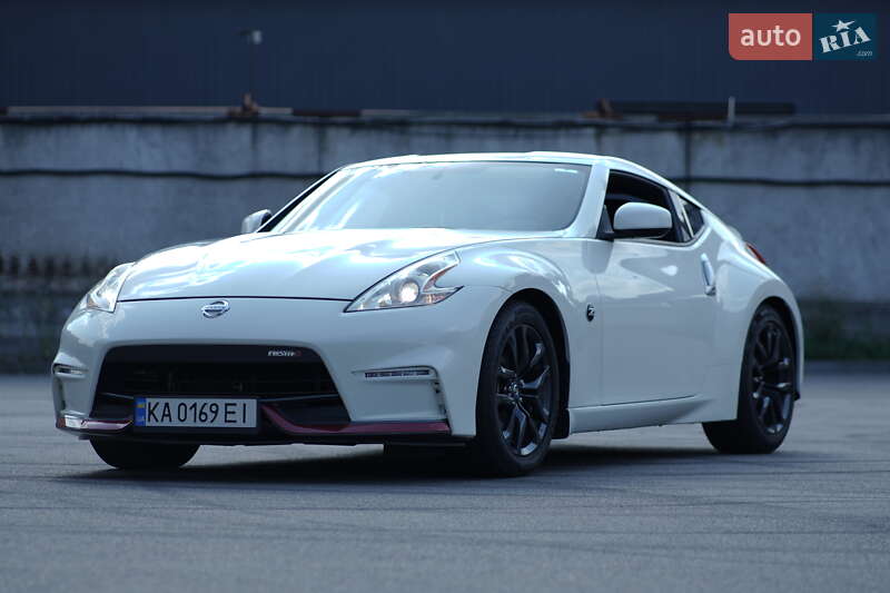 Nissan 370Z 2015