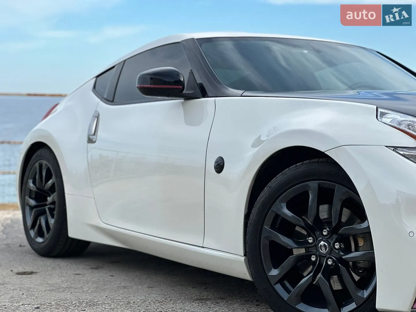 2017 Nissan 370Z - мініатюра 18