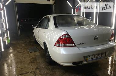 Седан Nissan Almera Classic 2011 в Днепре