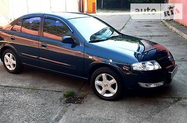 Седан Nissan Almera Classic 2007 в Черновцах