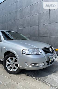 Седан Nissan Almera Classic 2011 в Житомирі