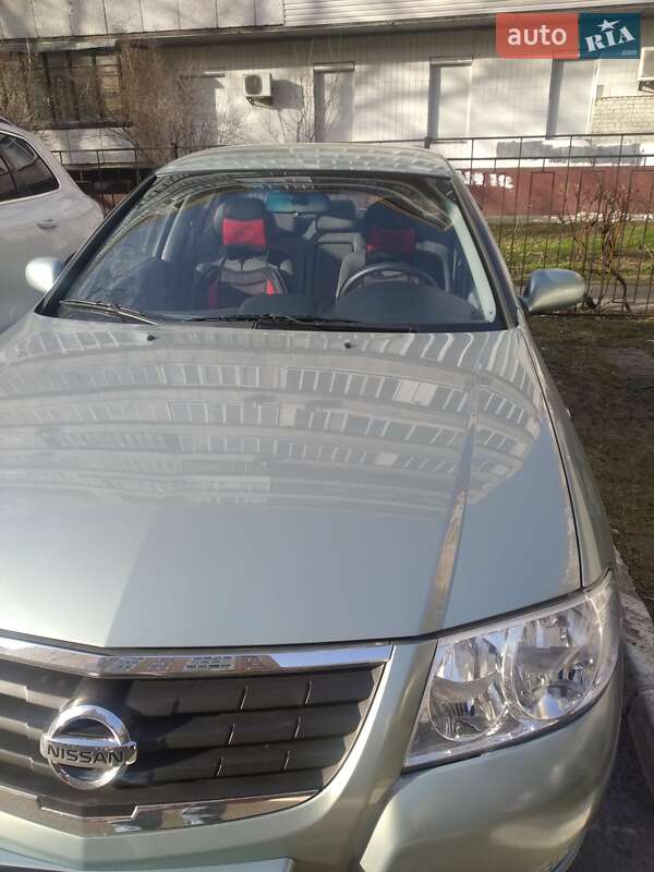 Седан Nissan Almera Classic 2006 в Киеве