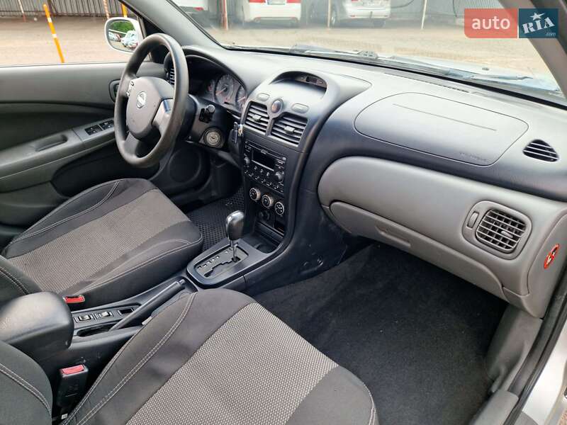 Седан Nissan Almera Classic 2010 в Миколаєві