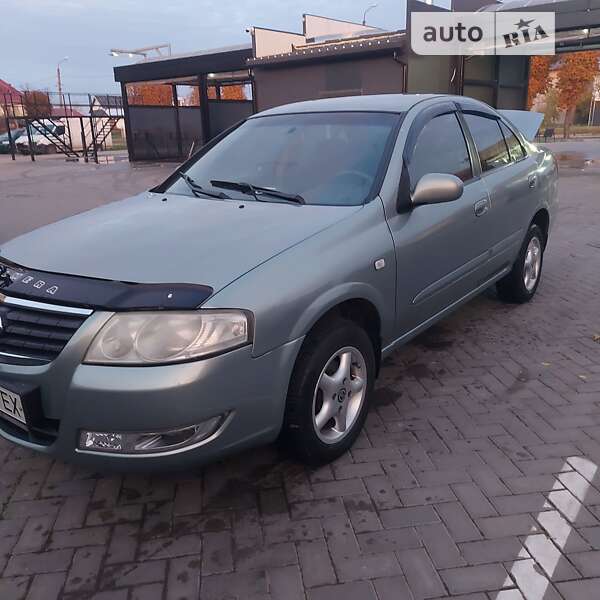 Седан Nissan Almera Classic 2006 в Івано-Франківську