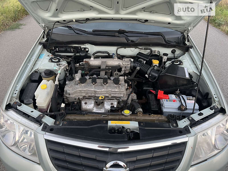 Седан Nissan Almera Classic 2007 в Мене