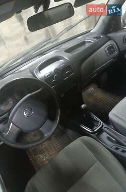 Седан Nissan Almera Classic 2007 в Киеве