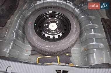Седан Nissan Almera Classic 2008 в 