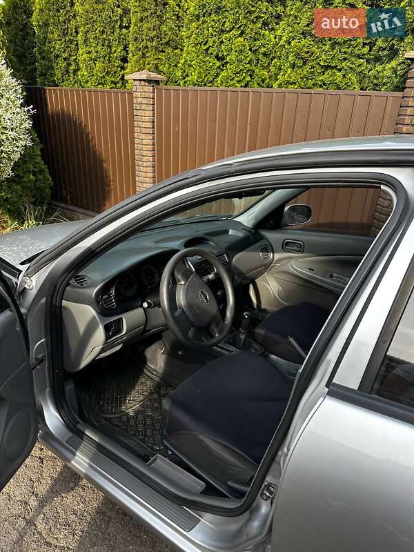 Седан Nissan Almera Classic 2008 в Львові
