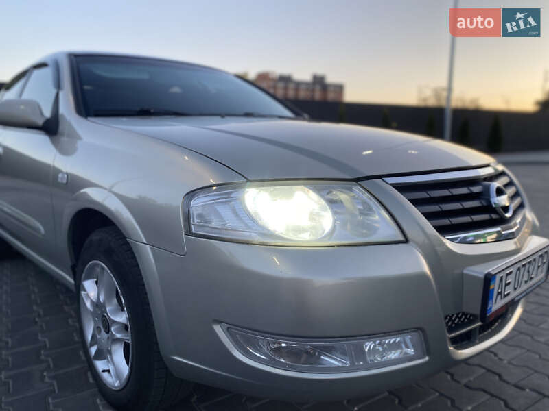 Седан Nissan Almera Classic 2006 в Дніпрі