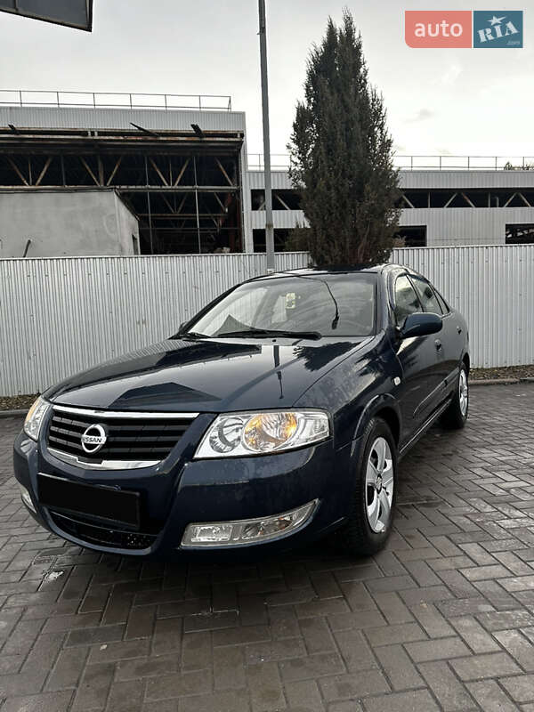 Седан Nissan Almera Classic 2008 в Черновцах