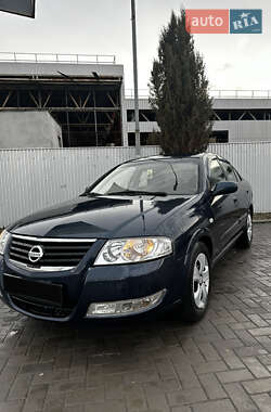 Седан Nissan Almera Classic 2008 в 