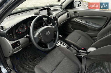 Седан Nissan Almera Classic 2008 в 